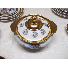 1004 > Aparelho de jantar Dama em ouro, Sopeira