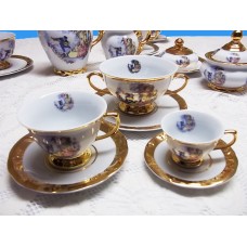 1011 > Aparelhos de chá e café dama com ouro, xícaras